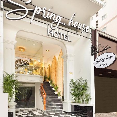 Spring House Saigon Central Park Hotel Ho Chi Minh City Exterior photo