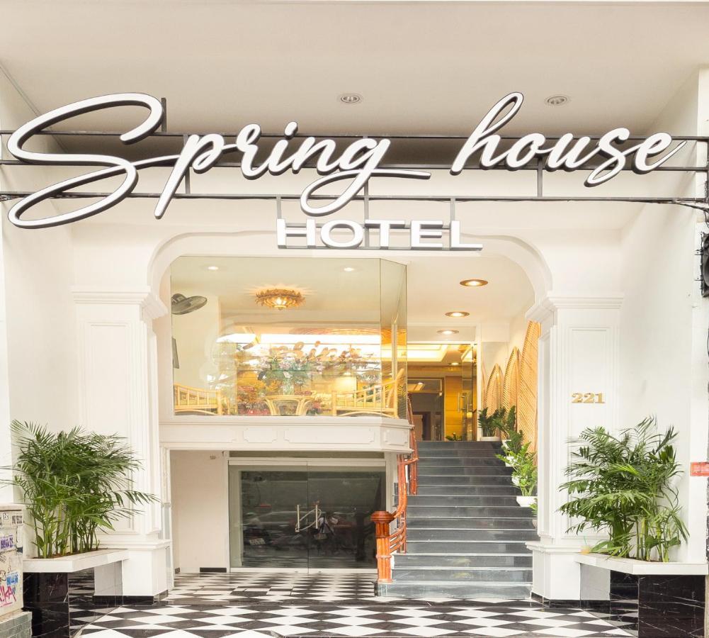 Spring House Saigon Central Park Hotel Ho Chi Minh City Exterior photo